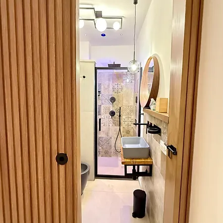 Nem Tiny House By Pleiades キアンチャーノ・テルメ